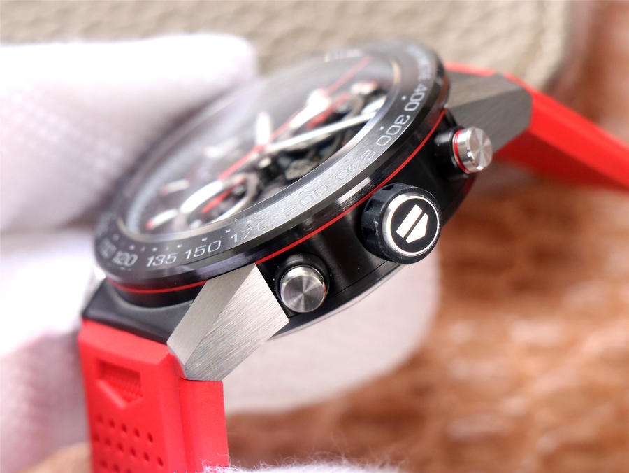 泰格豪雅卡萊拉XF廠 CAR2A1Z.FT6044￥3980-高仿錶