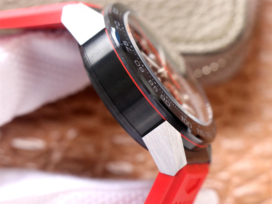 泰格豪雅卡萊拉XF廠 CAR2A1Z.FT6044￥3980-高仿錶