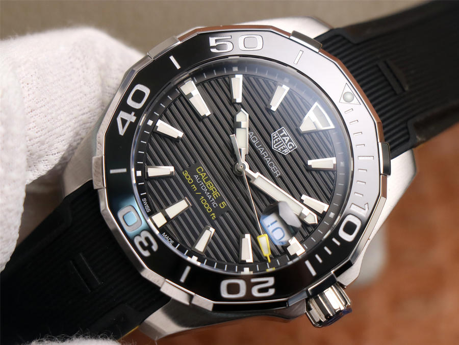 泰格豪雅競潛復刻手錶錶哪個廠做得好 V6廠泰格豪雅CALIBRE 5競潛繫列¥3480-高仿錶 泰格豪雅競潛復刻手錶錶哪個廠做得好 V6廠泰格豪雅CALIBRE 5競潛繫列¥3480-高仿錶