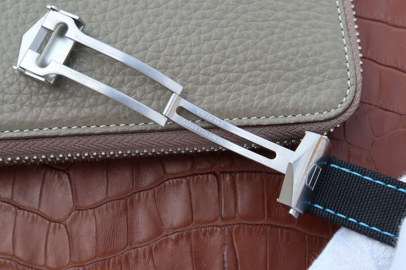 泰格豪雅競潛復刻手錶錶 V6廠泰格豪雅競潛繫列WAY211B.FC6363版¥3480-高仿錶 泰格豪雅競潛復刻手錶錶 V6廠泰格豪雅競潛繫列WAY211B.FC6363版¥3480-高仿錶