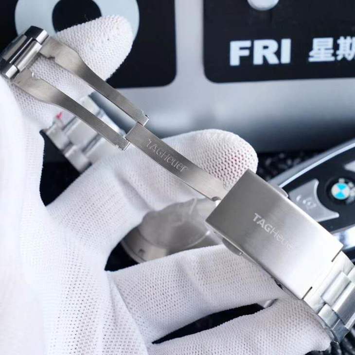 泰格豪雅1比1高仿手錶多少錢 xf泰格豪雅竟潛300繫列WAY2113.BA0928 灰盤¥2980 -高仿錶 泰格豪雅1比1高仿手錶多少錢 xf泰格豪雅竟潛300繫列WAY2113.BA0928 灰盤¥2980 -高仿錶