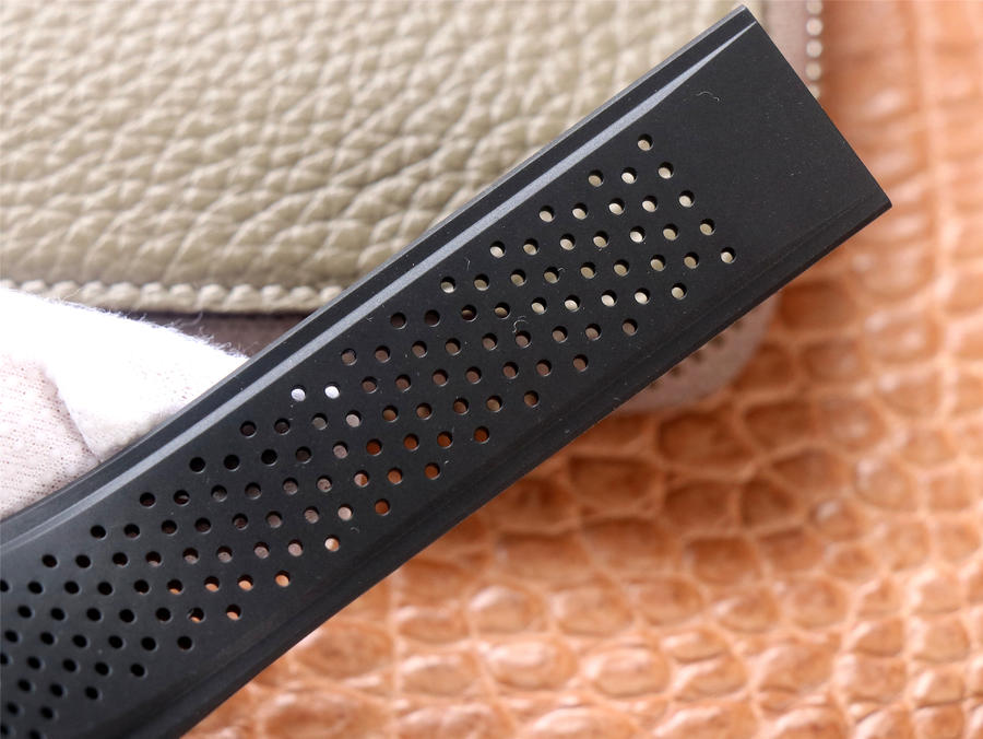 泰格豪雅精仿手錶 xf廠泰格豪雅超級卡萊拉CAR2A1Z.FT6044￥4480-高仿錶