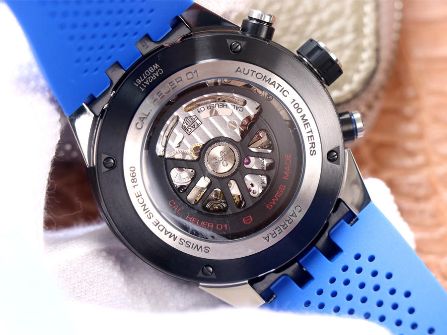 一比一復刻泰格豪雅XF廠卡萊拉 CAR2A1T.FT6052￥4480-高仿錶