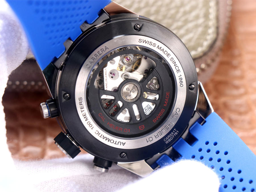 一比一復刻泰格豪雅XF廠卡萊拉 CAR2A1T.FT6052￥4480-高仿錶