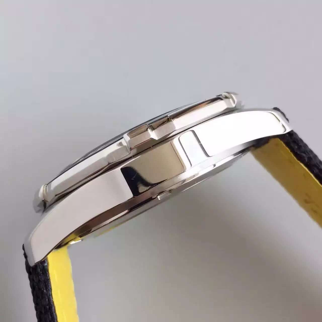 泰格豪雅復刻手錶錶多少 V6,TAG泰格豪雅競潛300米繫列WAY211A.FC6362￥2980-高仿錶