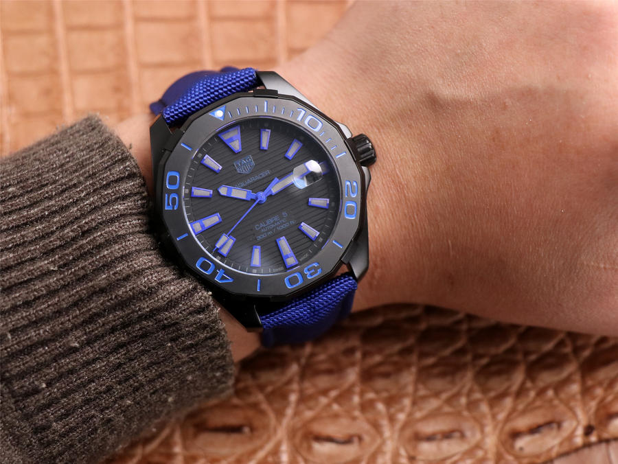 泰格豪雅復刻手錶視頻 V6廠泰格豪雅CALIBRE 5競潛繫列￥2980-高仿錶