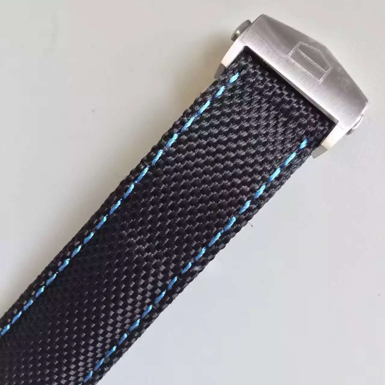 泰格豪雅復刻手錶的好 V6.TAG泰格豪雅競潛300米繫列WAY211B.FC6363￥2980-高仿錶