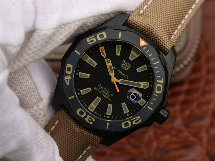 格泰豪雅 復刻手錶 V6格泰豪雅竟潛43mm黑殼￥2980-高仿錶