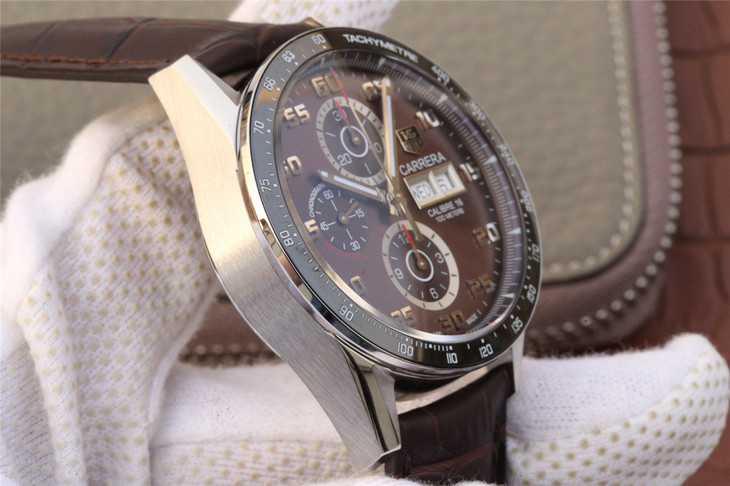 泰格豪雅卡萊拉復刻手錶錶測評 V6廠泰格豪雅卡萊拉 繫列￥3480-高仿錶