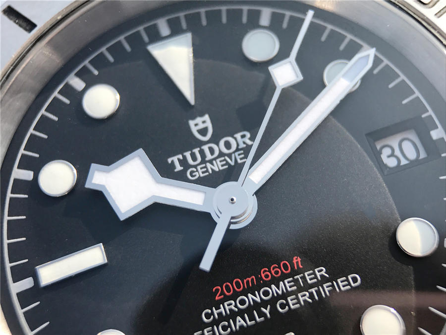 高仿帝舵高仿 ZF帝舵啟承繫列79730帝陀帝駝小鋼盾¥2880-高仿錶 高仿帝舵高仿 ZF帝舵啟承繫列79730帝陀帝駝小鋼盾¥2880-高仿錶