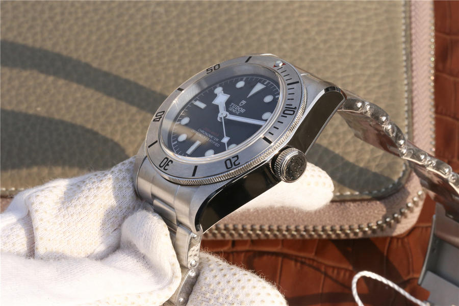 高仿帝舵高仿 ZF帝舵啟承繫列79730帝陀帝駝小鋼盾¥2880-高仿錶 高仿帝舵高仿 ZF帝舵啟承繫列79730帝陀帝駝小鋼盾¥2880-高仿錶