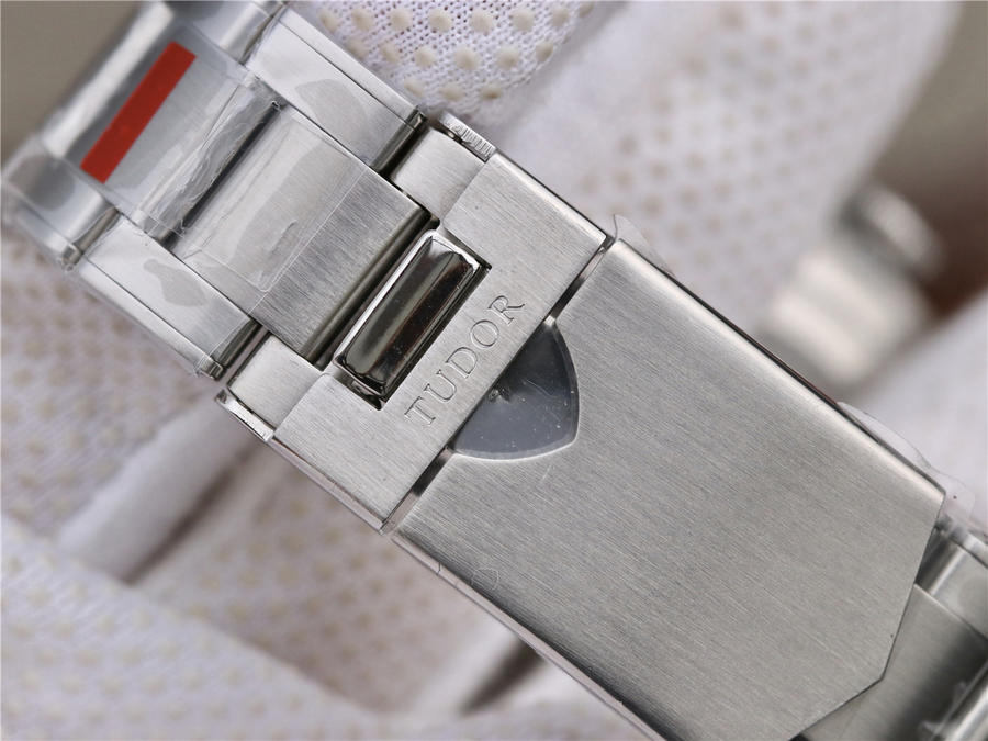 精仿帝舵碧灣 TW帝舵碧灣 M79830RB-0001¥2680 -高仿錶 精仿帝舵碧灣 TW帝舵碧灣 M79830RB-0001¥2680 -高仿錶