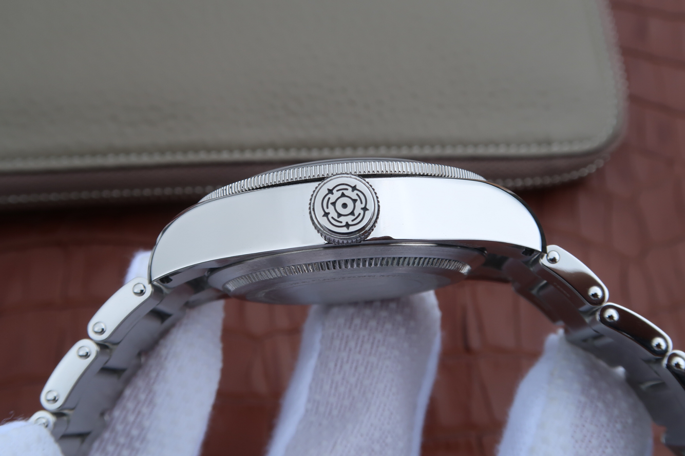 高仿帝舵價格 ZF帝舵啟承繫列m79230b-0002¥2680-高仿錶 高仿帝舵價格 ZF帝舵啟承繫列m79230b-0002¥2680-高仿錶