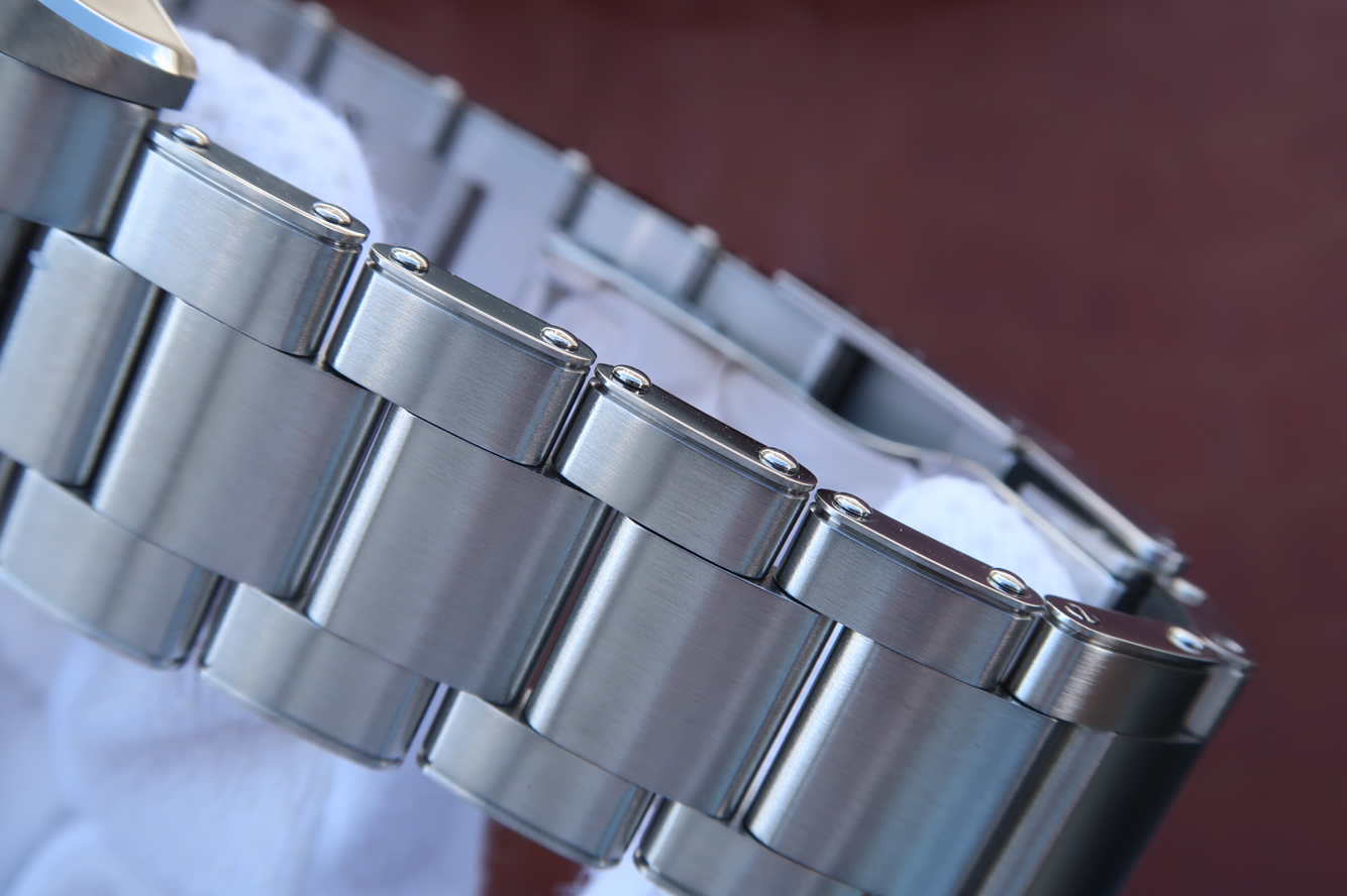 高仿帝舵那裏有實體店 ZF帝舵啟承繫列m79230n-0002¥2680-高仿錶 高仿帝舵那裏有實體店 ZF帝舵啟承繫列m79230n-0002¥2680-高仿錶