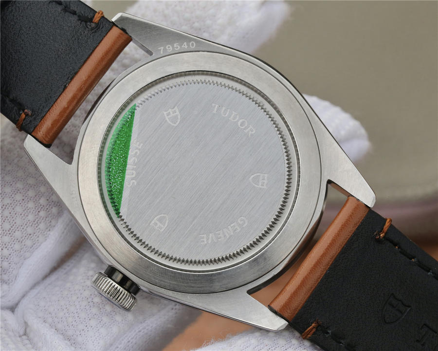 帝舵精仿錶 LF帝舵碧灣M79540繫列41錶經腕錶￥2880-高仿錶