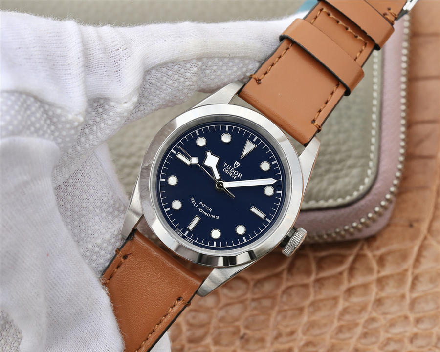 帝舵高仿男錶好嗎 LF帝舵碧灣M79540繫列41錶經腕錶￥2680-高仿錶