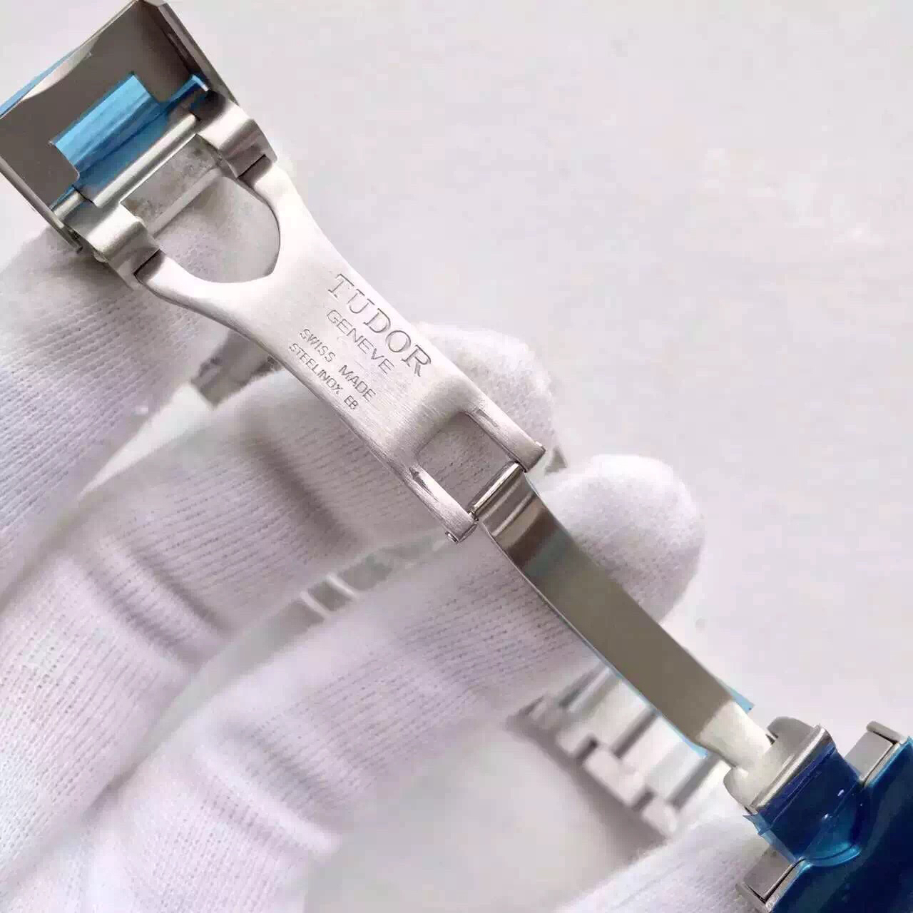 仿帝舵ONLYWATCH男錶 ZF帝駝碧灣繫列進口瑞士ETA2824自動機械¥2680 -高仿錶 仿帝舵ONLYWATCH男錶 ZF帝駝碧灣繫列進口瑞士ETA2824自動機械¥2680 -高仿錶