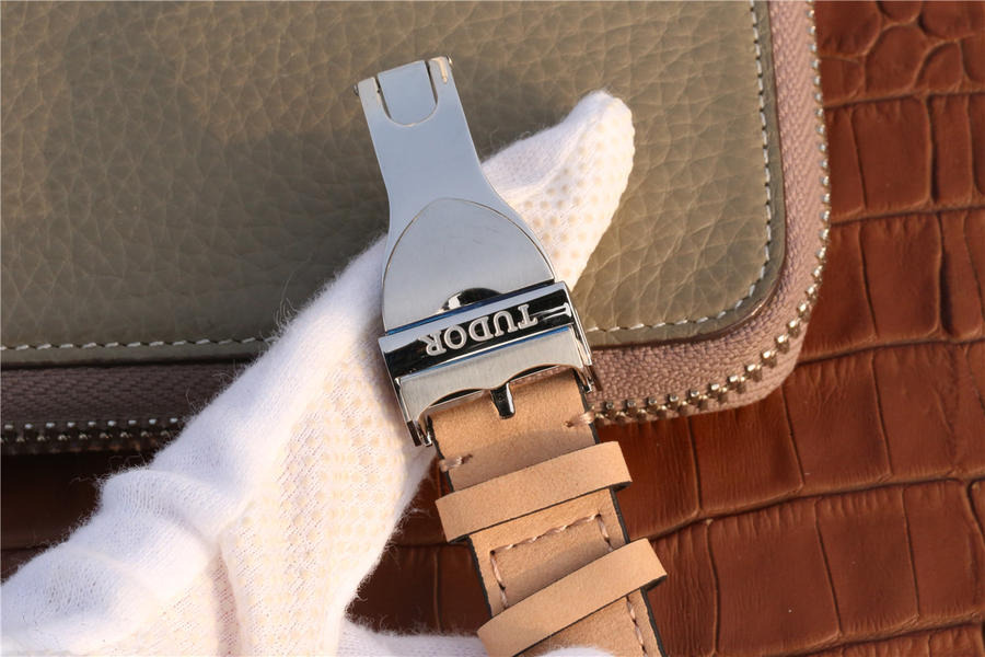 怎麽看帝舵高仿 TW帝舵啟承繫列79350-0002￥3480-高仿錶