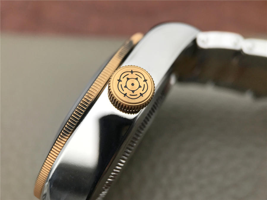 仿帝舵男士手錶 ZF帝舵啟承繫列79733N¥3480-高仿錶 仿帝舵男士手錶 ZF帝舵啟承繫列79733N¥3480-高仿錶