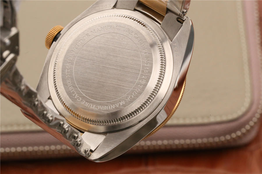 仿帝舵男士手錶 ZF帝舵啟承繫列79733N¥3480-高仿錶 仿帝舵男士手錶 ZF帝舵啟承繫列79733N¥3480-高仿錶