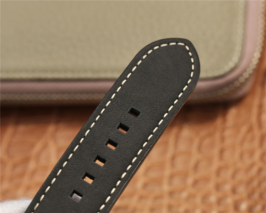 復刻手錶錶帝舵 XF帝舵碧灣青銅型貝克漢姆同款M79250BA-0001￥3980-高仿錶