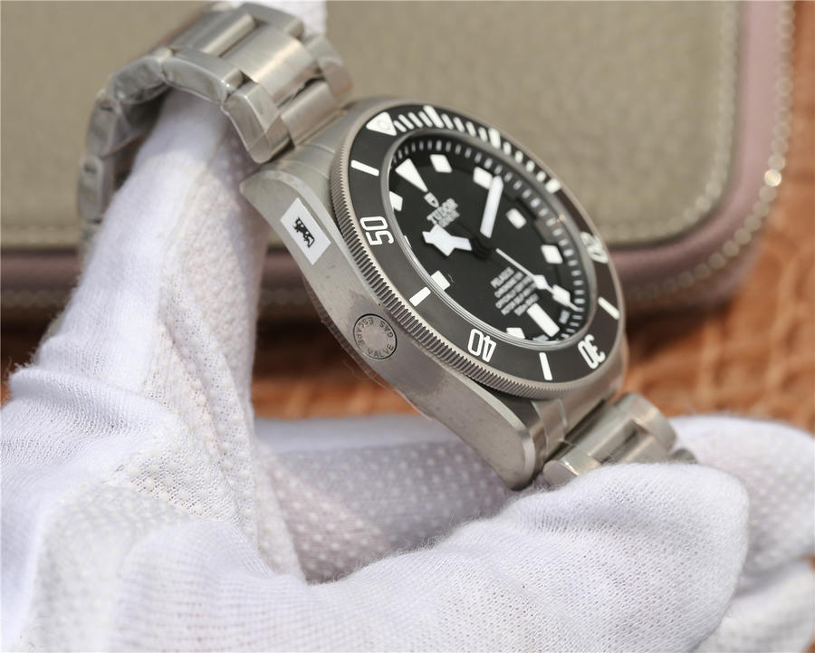 帝舵高仿手錶怎麽樣 XF帝舵領潛型戰斧25500TN￥3480-高仿錶