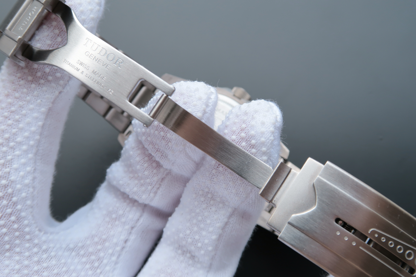 精仿帝舵怎麽樣 ZF帝舵戰斧v6版25500TN鈦金¥3480-高仿錶 精仿帝舵怎麽樣 ZF帝舵戰斧v6版25500TN鈦金¥3480-高仿錶