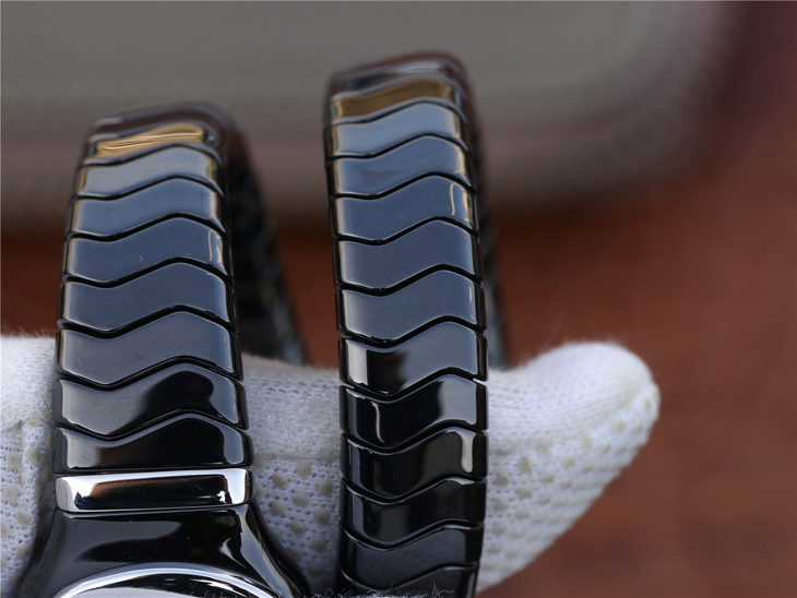 復刻手錶寶格麗手錶尺寸 BV廠寶格麗SERPENTI繫列￥3480-高仿錶