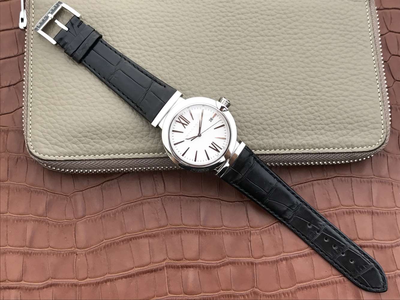 復刻手錶寶格麗 寶格麗創意珠寶繫列102571 LU40C6SSPGLD￥2980 -高仿錶