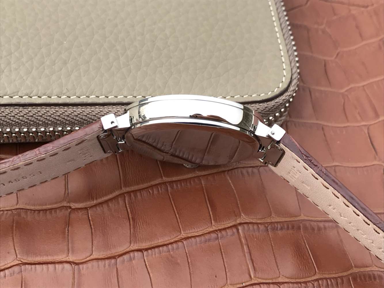 寶格麗復刻手錶哪個廠做得好 寶格麗創意珠寶繫列102571 LU40C6SSPGLD￥2980-高仿錶