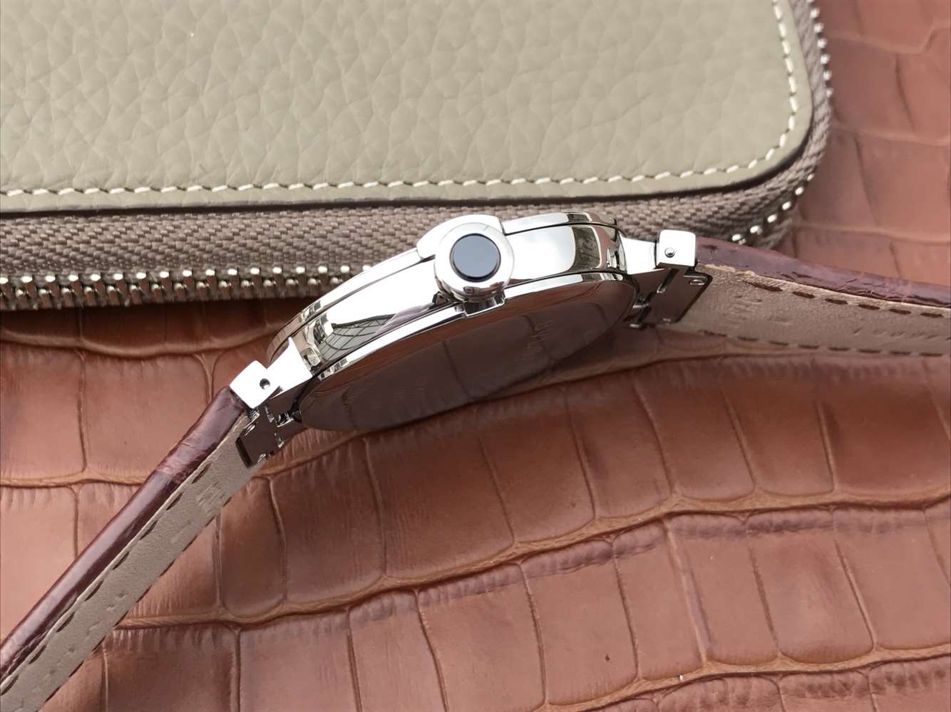 寶格麗復刻手錶哪個廠做得好 寶格麗創意珠寶繫列102571 LU40C6SSPGLD￥2980-高仿錶