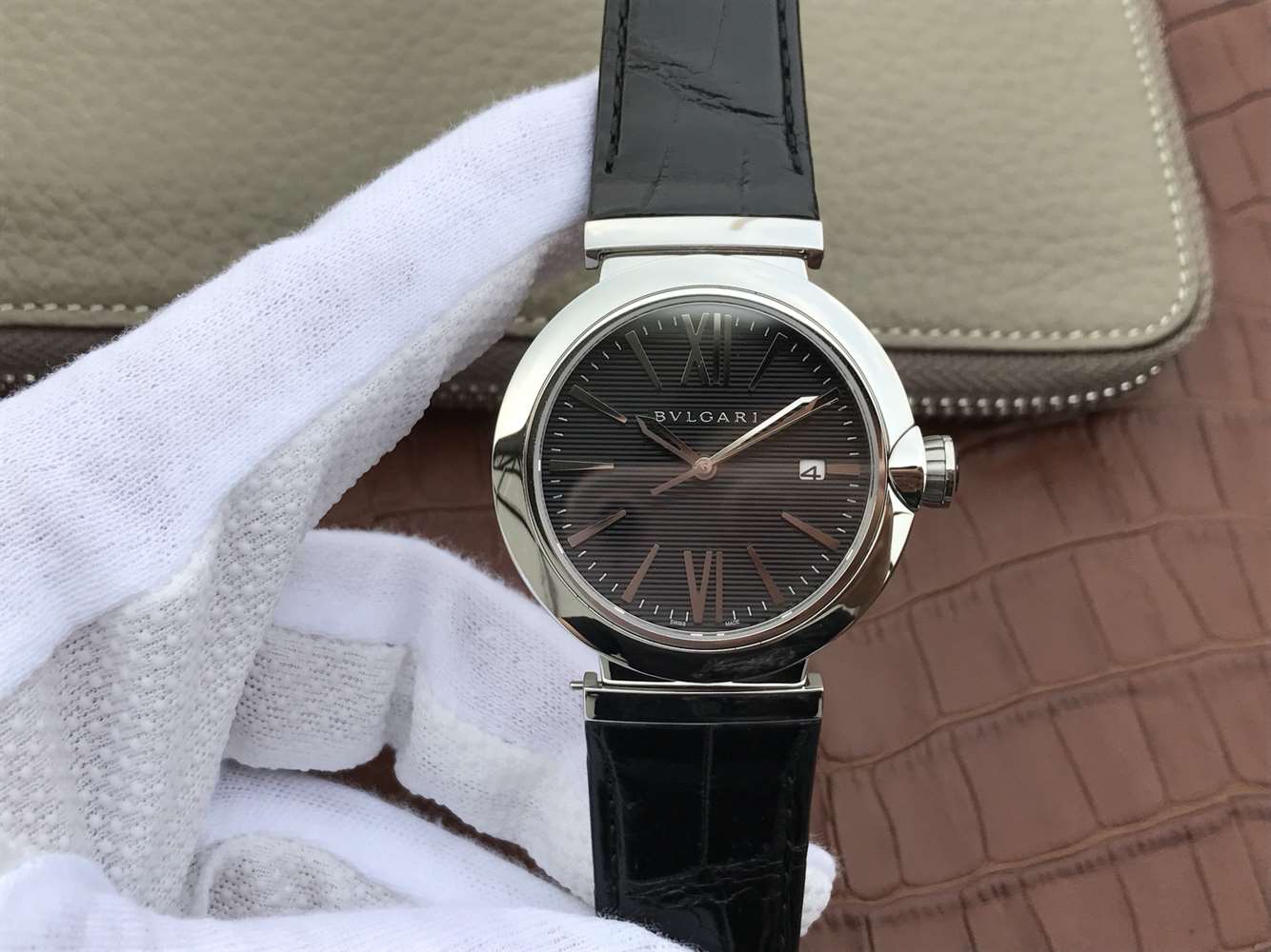 寶格麗復刻手錶錶 寶格麗創意珠寶繫列102571 LU40C6SSPGLD￥2980-高仿錶