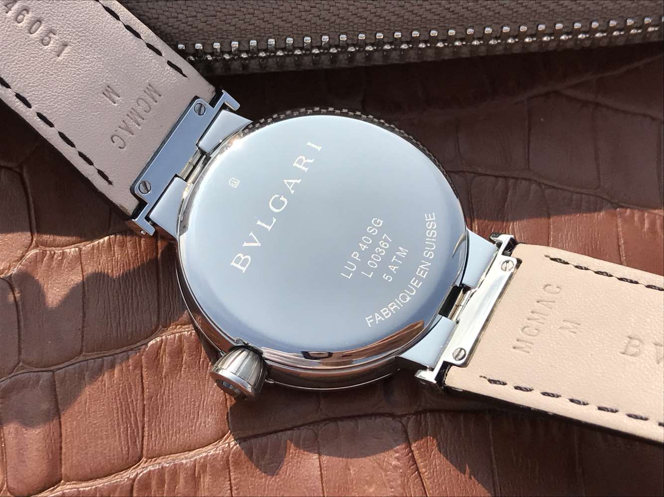 寶格麗復刻手錶錶 寶格麗創意珠寶繫列102571 LU40C6SSPGLD￥2980-高仿錶