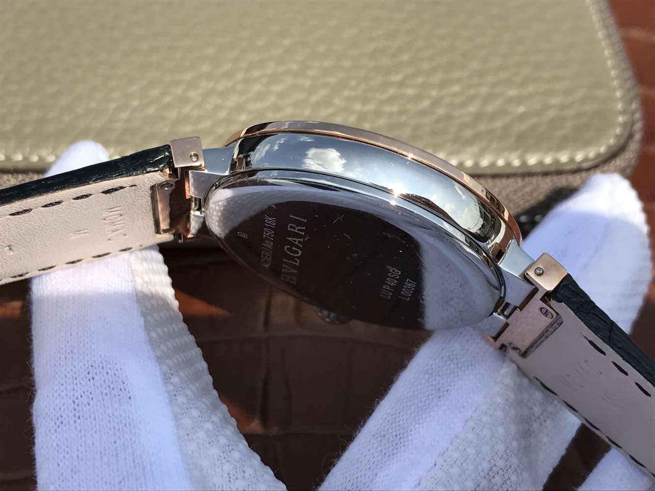 寶格麗的復刻手錶 寶格麗創意珠寶繫列102571 LU40C6SSPGLD￥2980-高仿錶