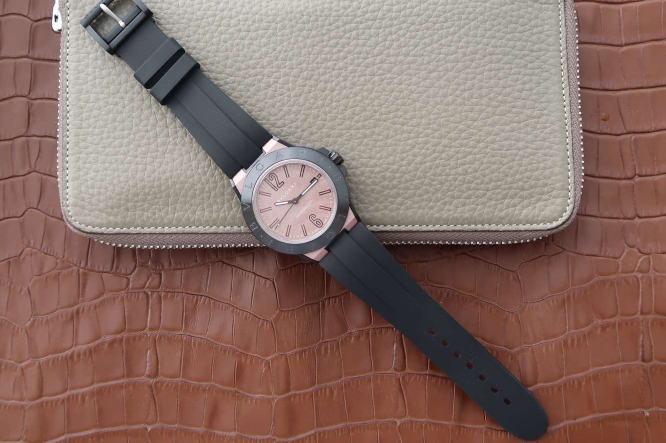 寶格麗 手錶 復刻手錶 GF廠寶格麗Diagono繫列102306 DG41C14SMCVD腕錶隆重登場¥2980-高仿錶 寶格麗 手錶 復刻手錶 GF廠寶格麗Diagono繫列102306 DG41C14SMCVD腕錶隆重登場¥2980-高仿錶