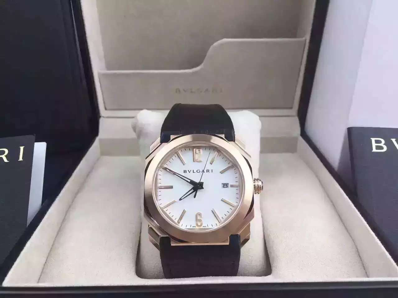 寶格麗復刻手錶 寶格麗OCTO繫列102119 BGOP38WGLD中性機械錶¥2980-高仿錶 寶格麗復刻手錶 寶格麗OCTO繫列102119 BGOP38WGLD中性機械錶¥2980-高仿錶