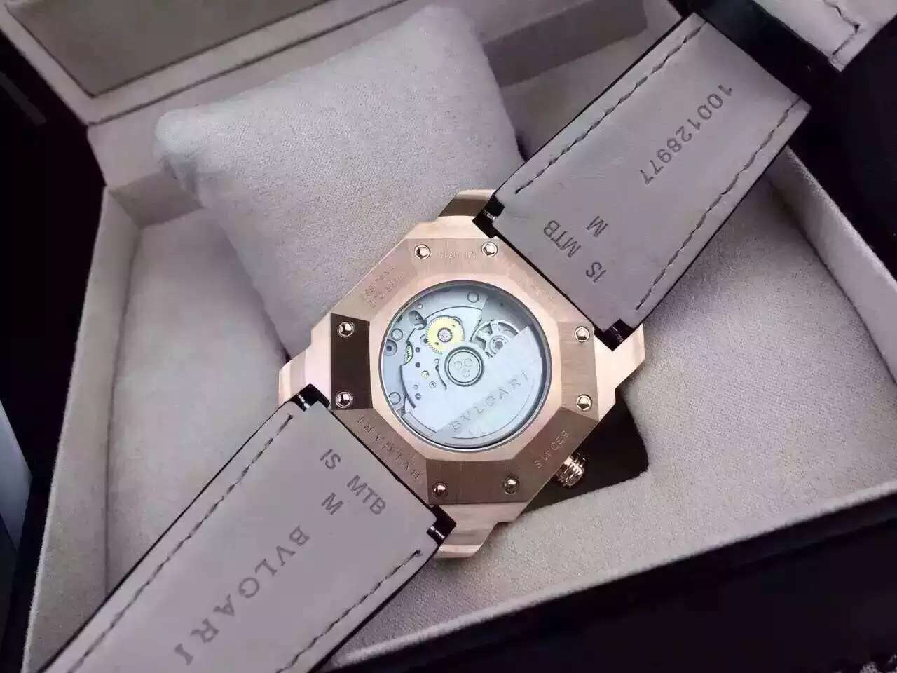 寶格麗復刻手錶 寶格麗OCTO繫列102119 BGOP38WGLD中性機械錶¥2980-高仿錶 寶格麗復刻手錶 寶格麗OCTO繫列102119 BGOP38WGLD中性機械錶¥2980-高仿錶