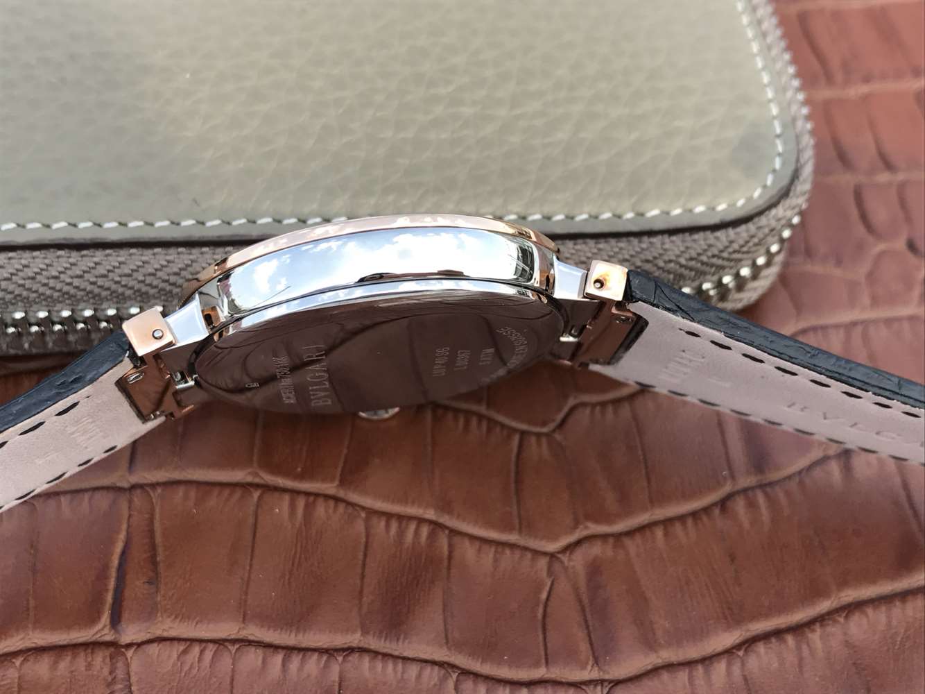 寶格麗復刻手錶手錶 寶格麗創意珠寶繫列102571 LU40C6SSPGLD￥2980-高仿錶