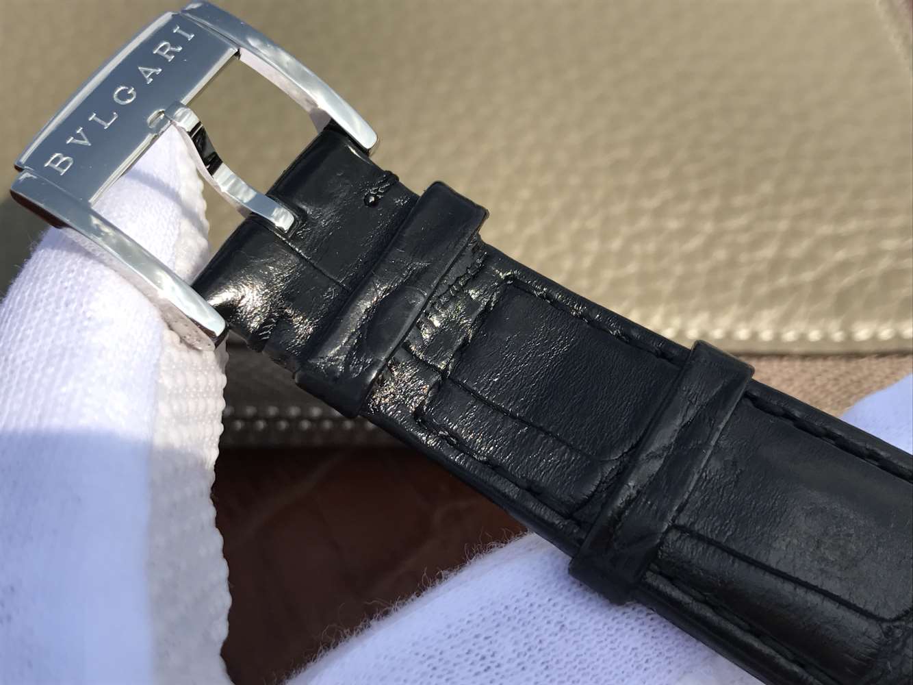 寶格麗復刻手錶手錶 寶格麗創意珠寶繫列102571 LU40C6SSPGLD￥2980-高仿錶