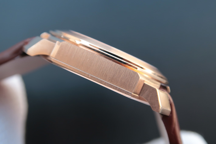 寶格麗OCTO繫列102138 BGO40BPLTBXT 18K玫瑰金 白盤 真陀飛輪機芯 男士手動機械錶￥3480-高仿錶