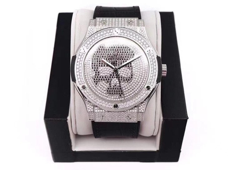 宇舶1比1高仿手錶什麽價格 WWF宇舶滿鉆繫列¥4580-高仿錶 宇舶1比1高仿手錶什麽價格 WWF宇舶滿鉆繫列¥4580-高仿錶