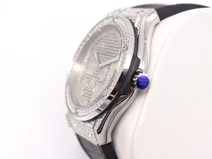 宇舶1比1高仿手錶什麽價格 WWF宇舶滿鉆繫列¥4580-高仿錶 宇舶1比1高仿手錶什麽價格 WWF宇舶滿鉆繫列¥4580-高仿錶