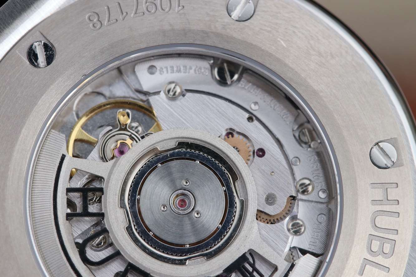 宇舶經典融合繫列45mm復刻手錶511.NX.2611.LR 白盤¥3480-高仿錶 宇舶經典融合繫列45mm復刻手錶511.NX.2611.LR 白盤¥3480-高仿錶