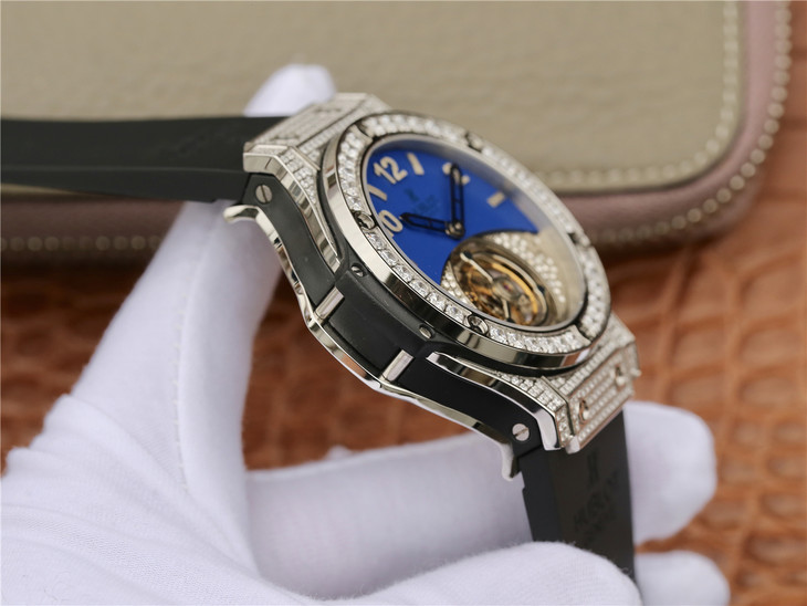 宇舶大爆炸繫列真陀飛輪鉆石版人工鑲鉆￥8800-高仿錶