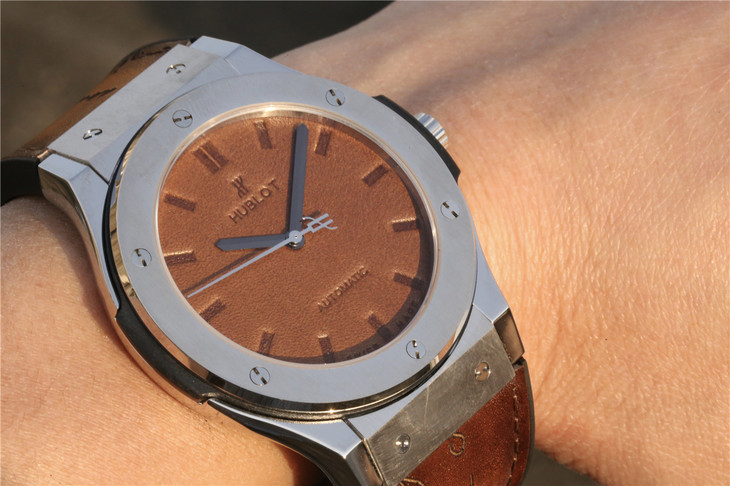 TW宇舶經典融合繫列511.OX.(Scritto款) 鉑金殼套￥3280-高仿錶