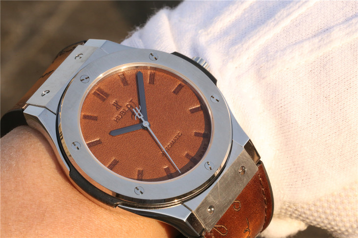 TW宇舶經典融合繫列511.OX.(Scritto款) 鉑金殼套￥3280-高仿錶