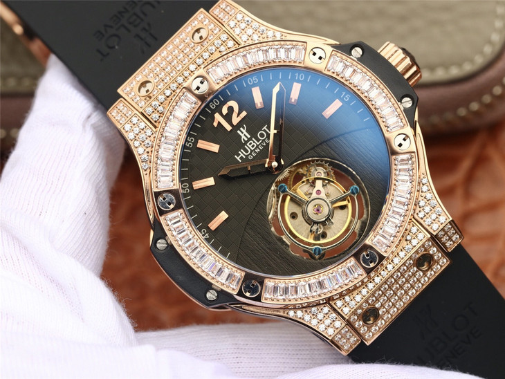 恆寶Hublot 宇舶大爆炸繫列BIG BANG 305.PM.131.RX真陀飛輪手錶價格￥8800-高仿錶