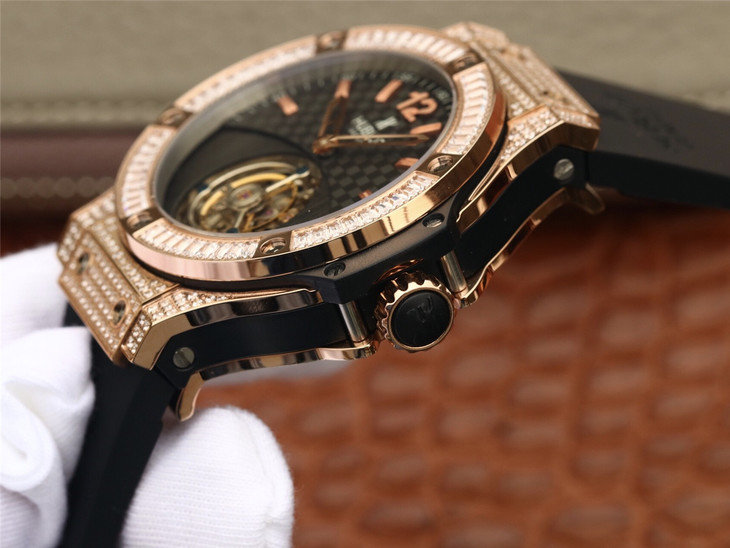 恆寶Hublot 宇舶大爆炸繫列BIG BANG 305.PM.131.RX真陀飛輪手錶價格￥8800-高仿錶