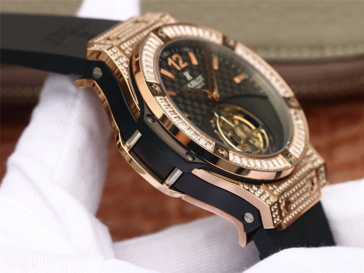 恆寶Hublot 宇舶大爆炸繫列BIG BANG 305.PM.131.RX真陀飛輪手錶價格￥8800-高仿錶