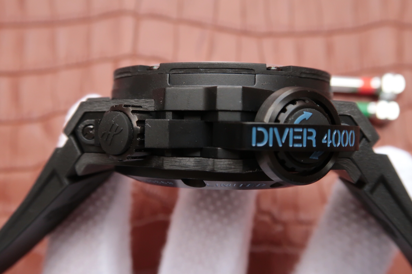 V6廠宇舶Hublot 繫列731.QX.1190.GR.ABB12 鍛造碳纖維¥5880-高仿錶 V6廠宇舶Hublot 繫列731.QX.1190.GR.ABB12 鍛造碳纖維¥5880-高仿錶